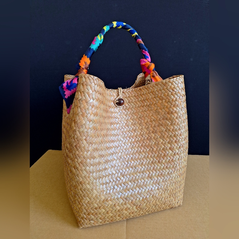 Seagrass Bucket handbag
